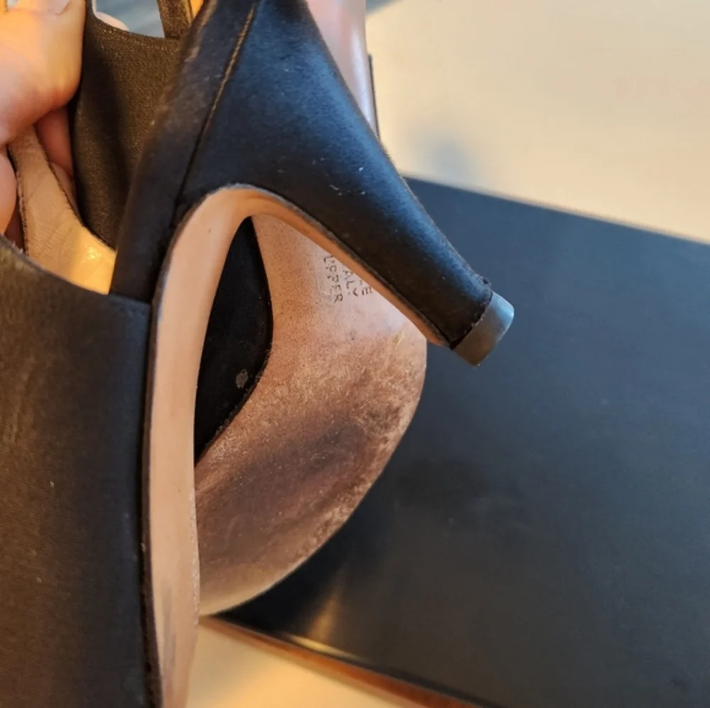 Salvatore Ferragamo‎ heels